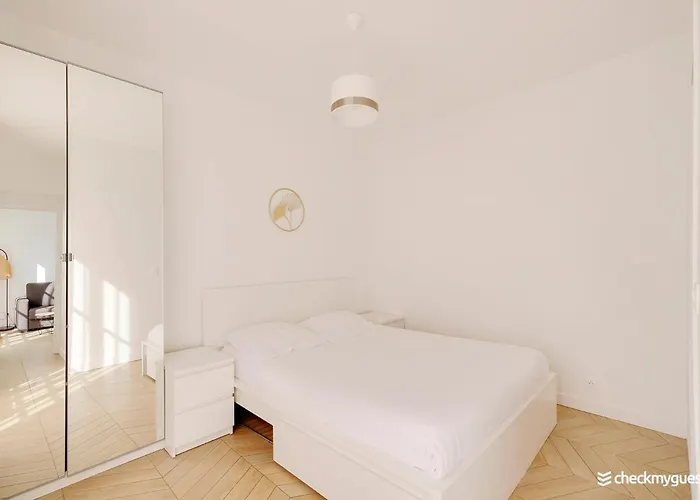 شقة 1bdr Bastille باريس