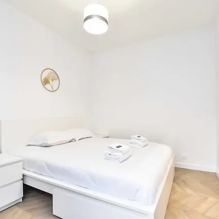 Apartment 1bdr Bastille Paris
